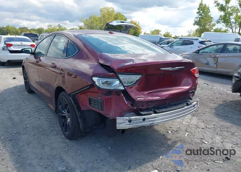 2015 Chrysler 200 S z USA, uszkodzony, nr VIN 1C3CCCBB2FN612950